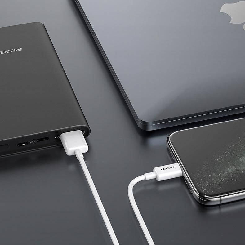 PISEN Kabel USB Lightning do Apple iPhone Biały (AL05) - ✅Kompatybilność – zaprojektowany dla wszystkich urządzeń Apple z portem Lightning, takich jak iPhone, iPad, iPod. ✅Szybkie ładowanie – obsługuje prąd ładowania do 2.4A, co skraca czas ładowania urzą