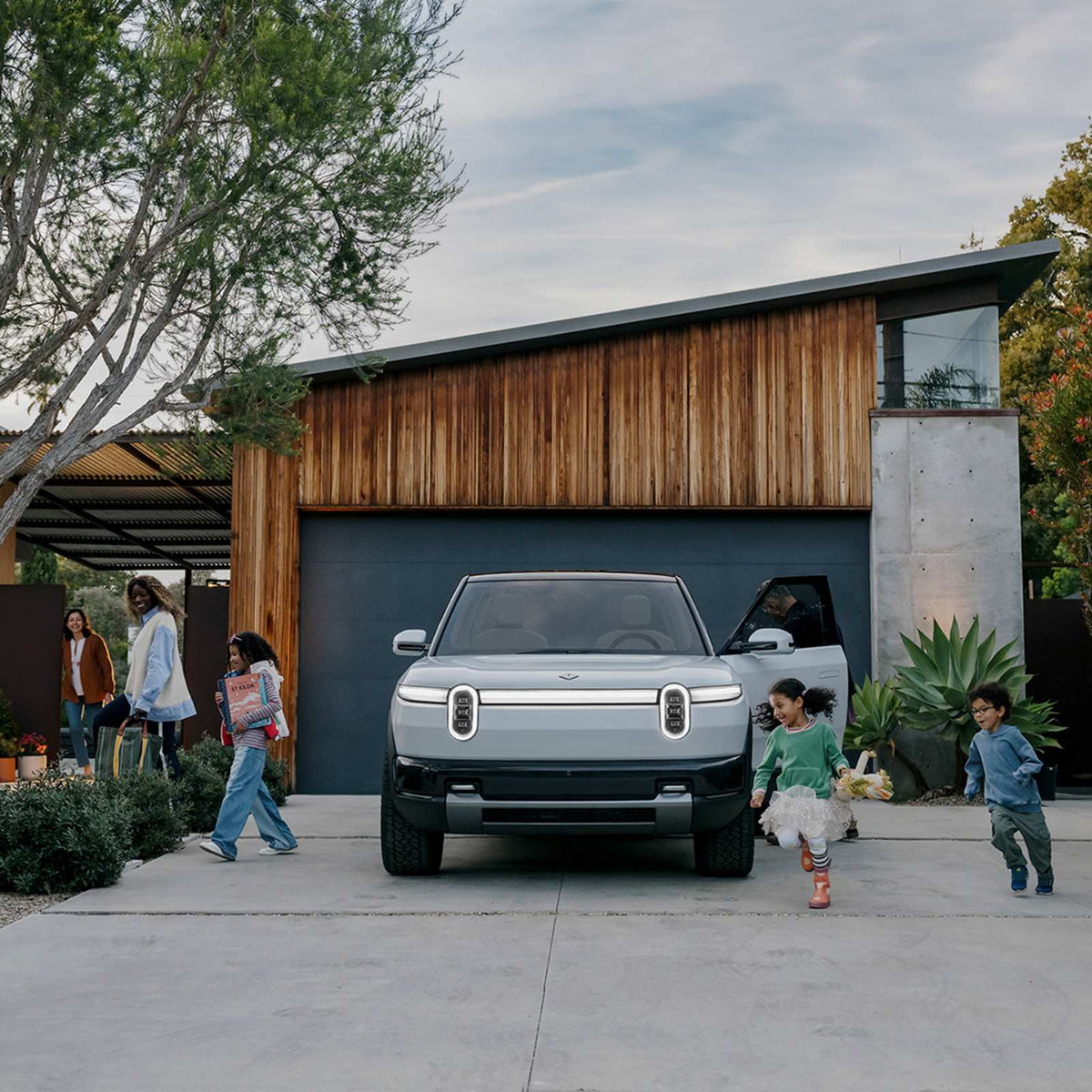 Which charging cable for the Rivian R2 - Rivian R2