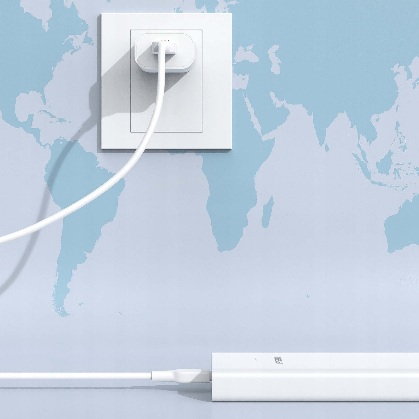 Powerbank-TS-D324-10000mAh-12W-PD-QC-USB-Micro-USB-C-Bialy-do-iPhone-APPLE-Marka-Pisen.jpg - DEKO ELECTRONICS